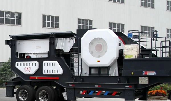 Mobile Crusher 1